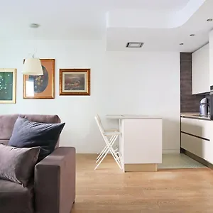 porta-romana-elegant-apartment.italymilanhotels.net/