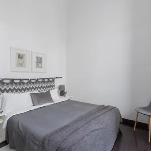 Iflat Colosseum Comfy House Appartement